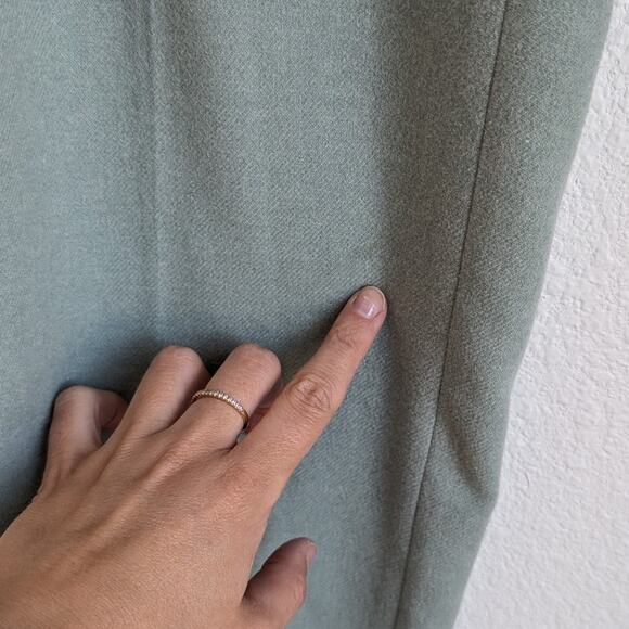 Vince Green Wool Blend Straight Leg Tailored Trouser Pants, size 6 - Picture 13 of 13